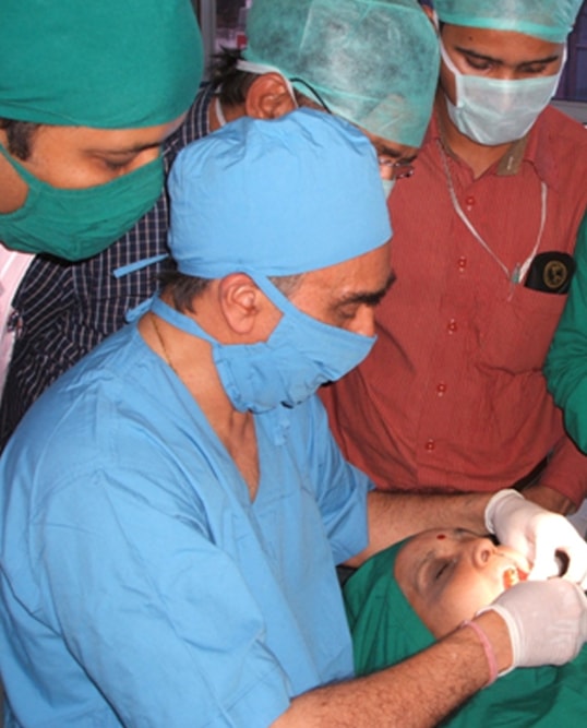 oral surgeon extractions treatments in pune